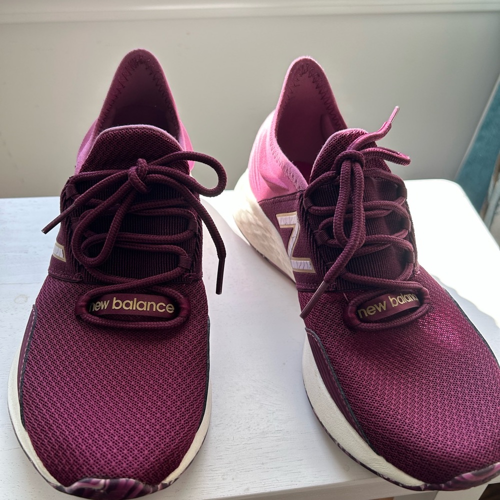 New Balance Women's Sneakers in Pink and White